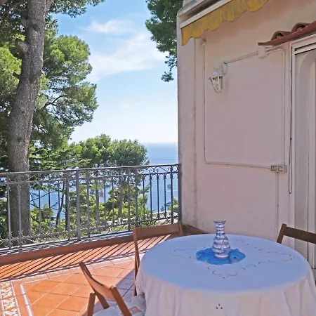 Villa Elegant Capri Retreat With Garden And Sea Access Capri